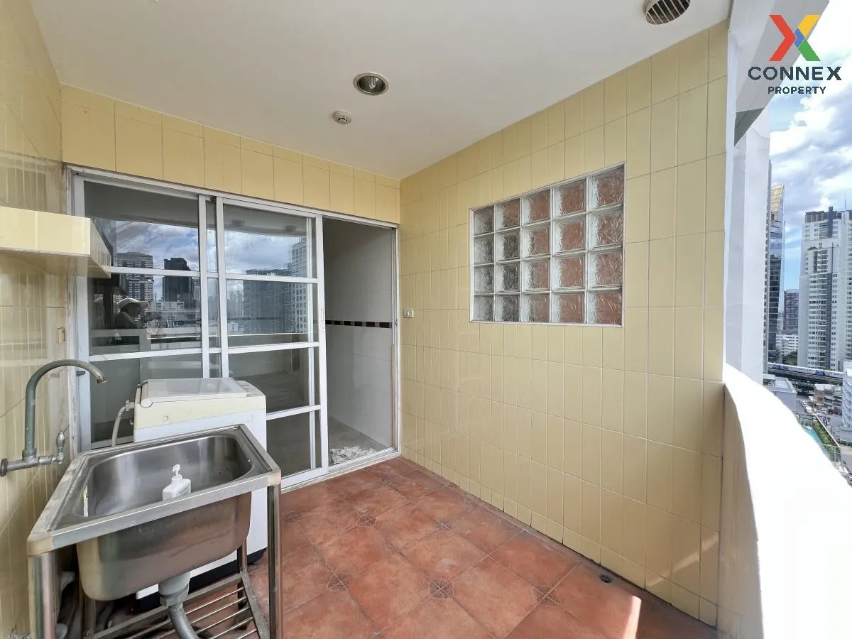 ขายคอนโด  ฟิฟตี้ ฟิฟท์ ทาวเวอร์ ทองหล่อ เพนท์เฮ้าส์ วิวสวย ห้องมุ