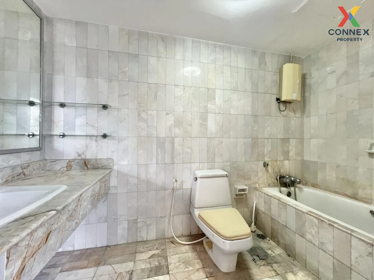 ขายคอนโด  ฟิฟตี้ ฟิฟท์ ทาวเวอร์ ทองหล่อ เพนท์เฮ้าส์ วิวสวย ห้องมุ