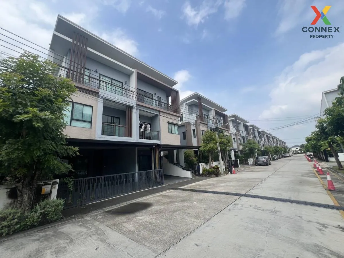 For Sale Townhouse/Townhome  , Thana Cluster Westgate , MRT-Khong