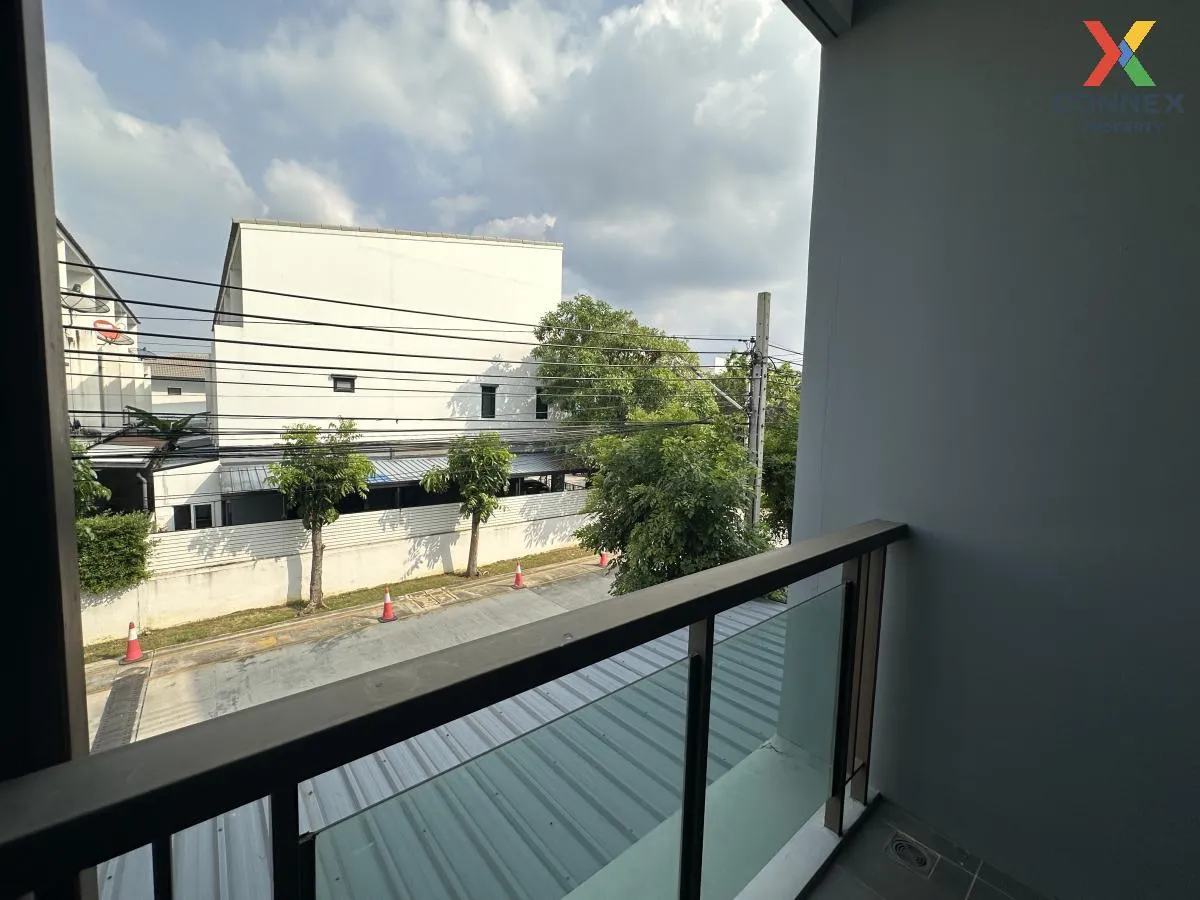 For Sale Townhouse/Townhome  , Thana Cluster Westgate , MRT-Khong