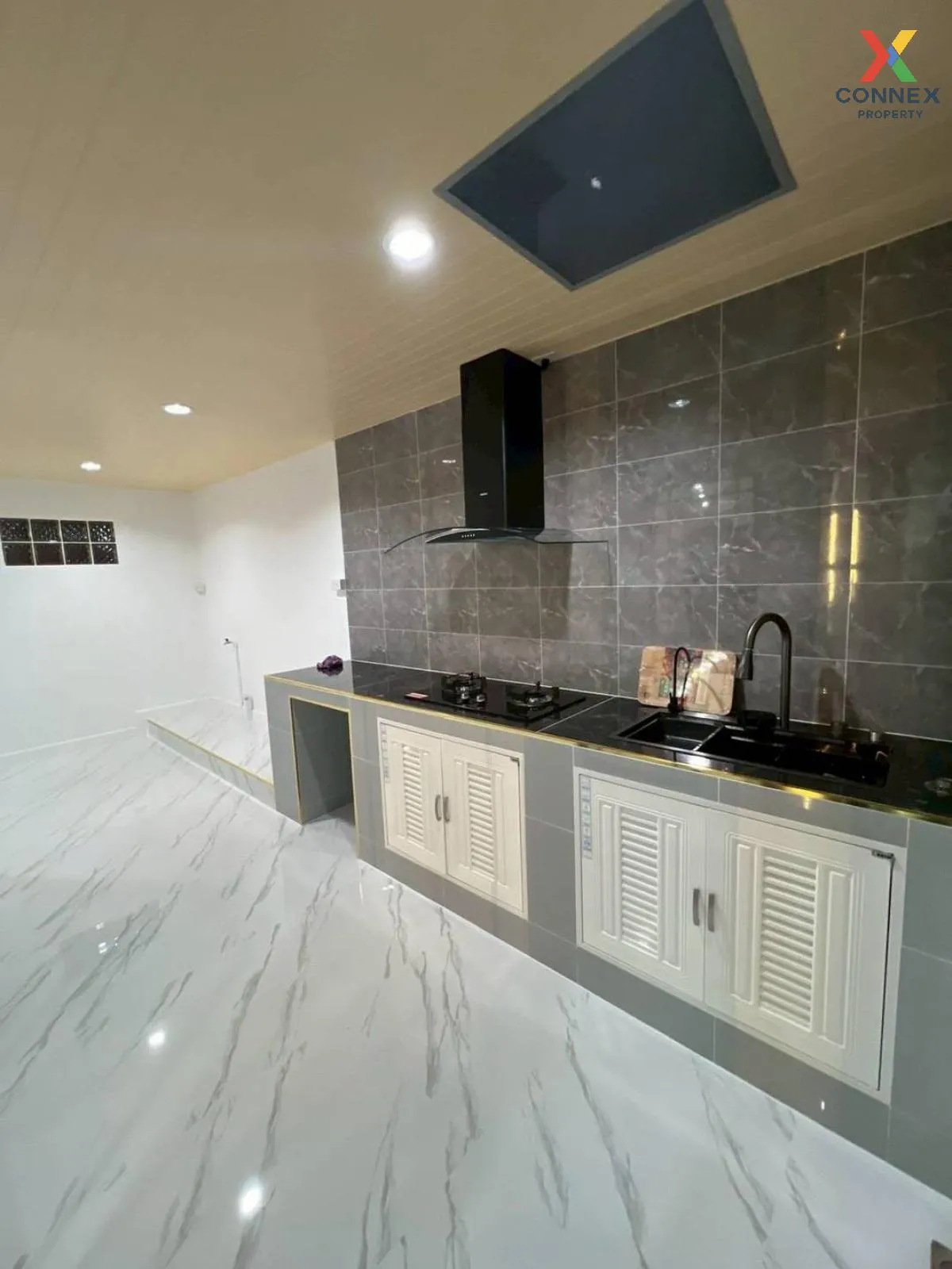 For Sale Townhouse/Townhome  , Baan Wararak Rangsit-Klong 3 , cor