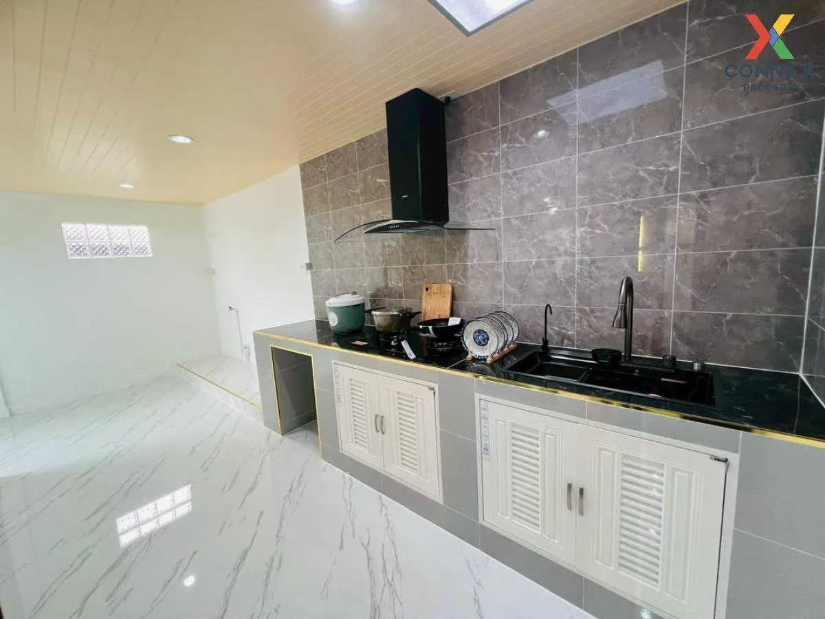 For Sale Townhouse/Townhome  , Baan Wararak Rangsit-Klong 3 , cor
