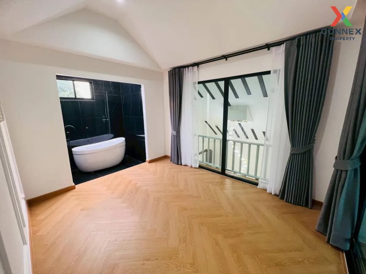 For Sale Townhouse/Townhome  , Baan Wararak Rangsit-Klong 3 , cor