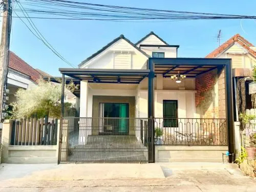 For Sale Townhouse/Townhome  , Baan Wararak Rangsit-Klong 3 , corner unit , newly renovated , Khlong Sam , khlong Luang , Pathum Thani , CX-135906