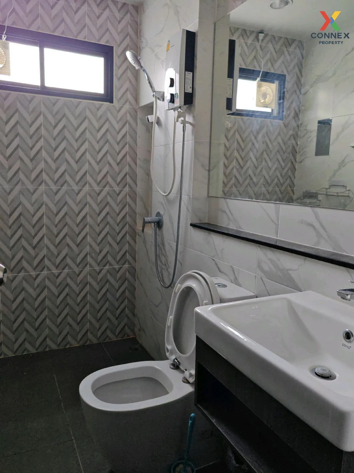 เช่าทาวน์เฮ้าส์/ทาวน์โฮม  พรีเมียม เพลส พหลโยธิน - รามอินทรา ท่าแ