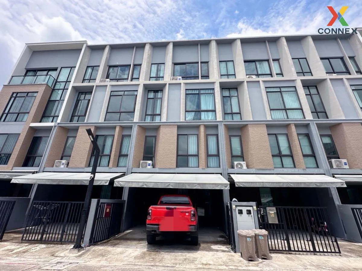 ขายทาวน์เฮ้าส์/ทาวน์โฮม  เอสทารา เฮเว่น พัฒนาการ 20 สวนหลวง เขต ส 1