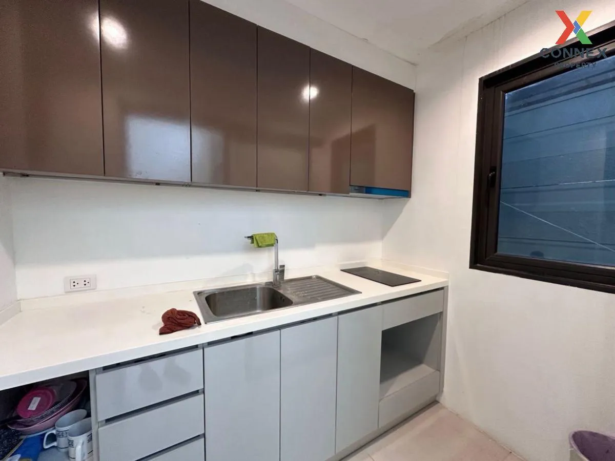 ขายทาวน์เฮ้าส์/ทาวน์โฮม  เอสทารา เฮเว่น พัฒนาการ 20 สวนหลวง เขต ส 4