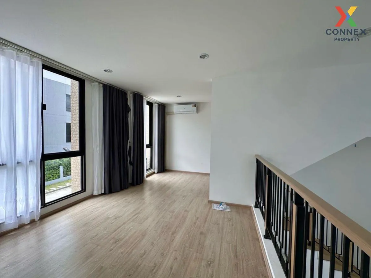 ขายทาวน์เฮ้าส์/ทาวน์โฮม  เอสทารา เฮเว่น พัฒนาการ 20 สวนหลวง เขต ส