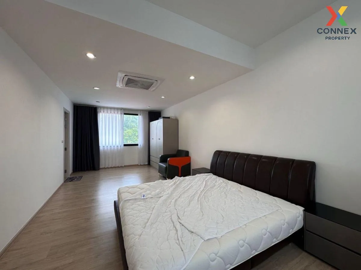 ขายทาวน์เฮ้าส์/ทาวน์โฮม  เอสทารา เฮเว่น พัฒนาการ 20 สวนหลวง เขต ส