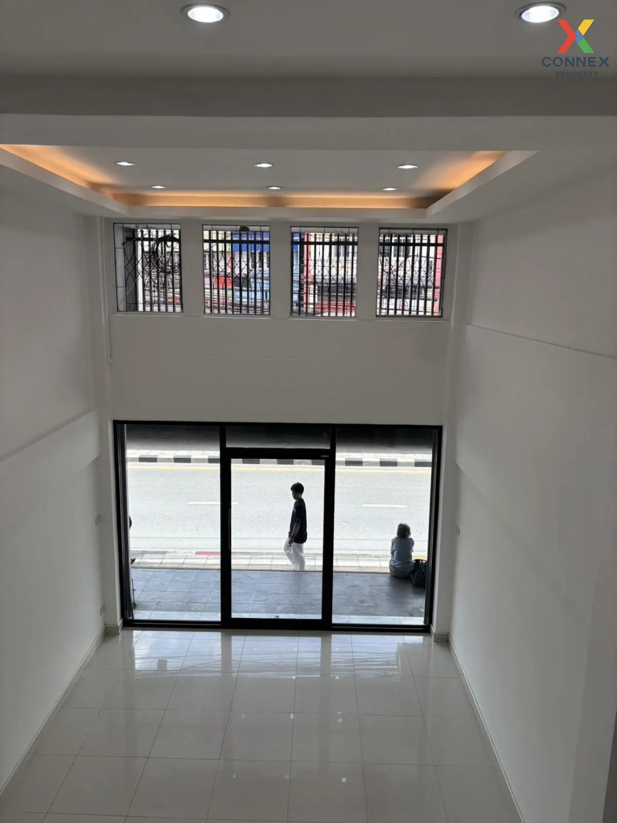 For Rent 3-storey commercial building, Soi On Nut 47 , Suan Luang 2