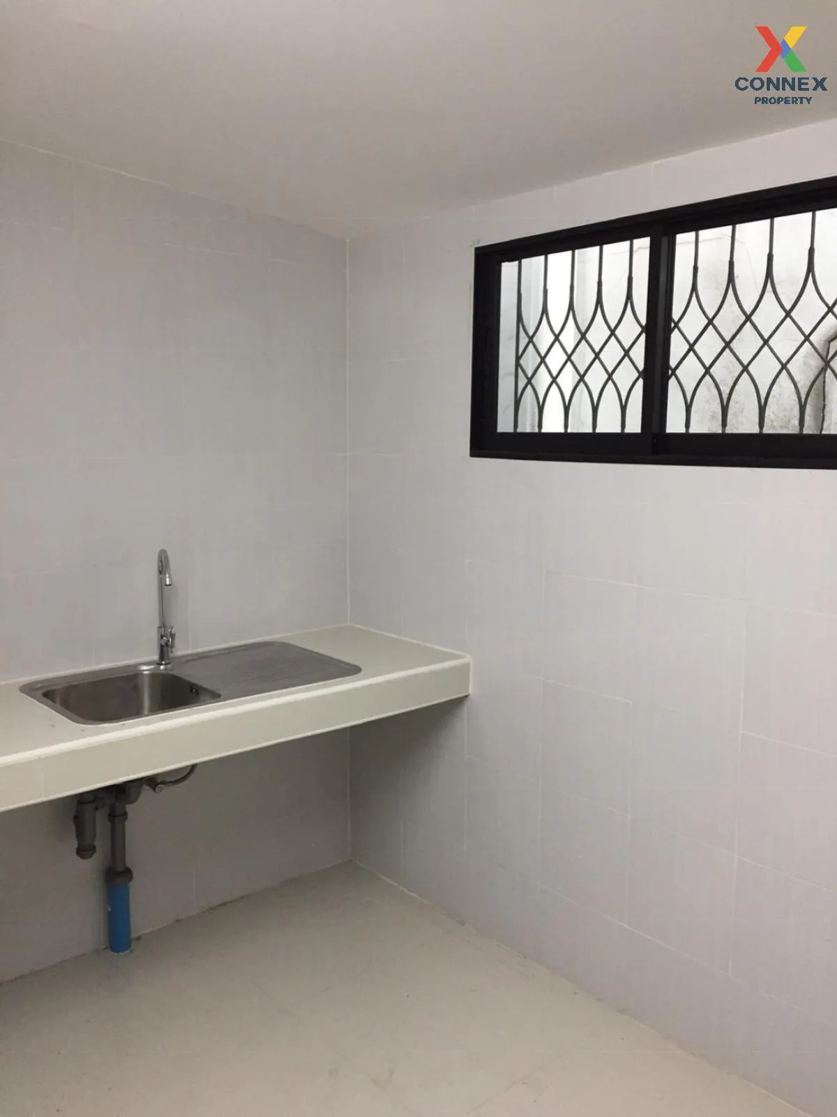 For Rent 4 - storey commercial building area 17 sq m  Suan Luang 