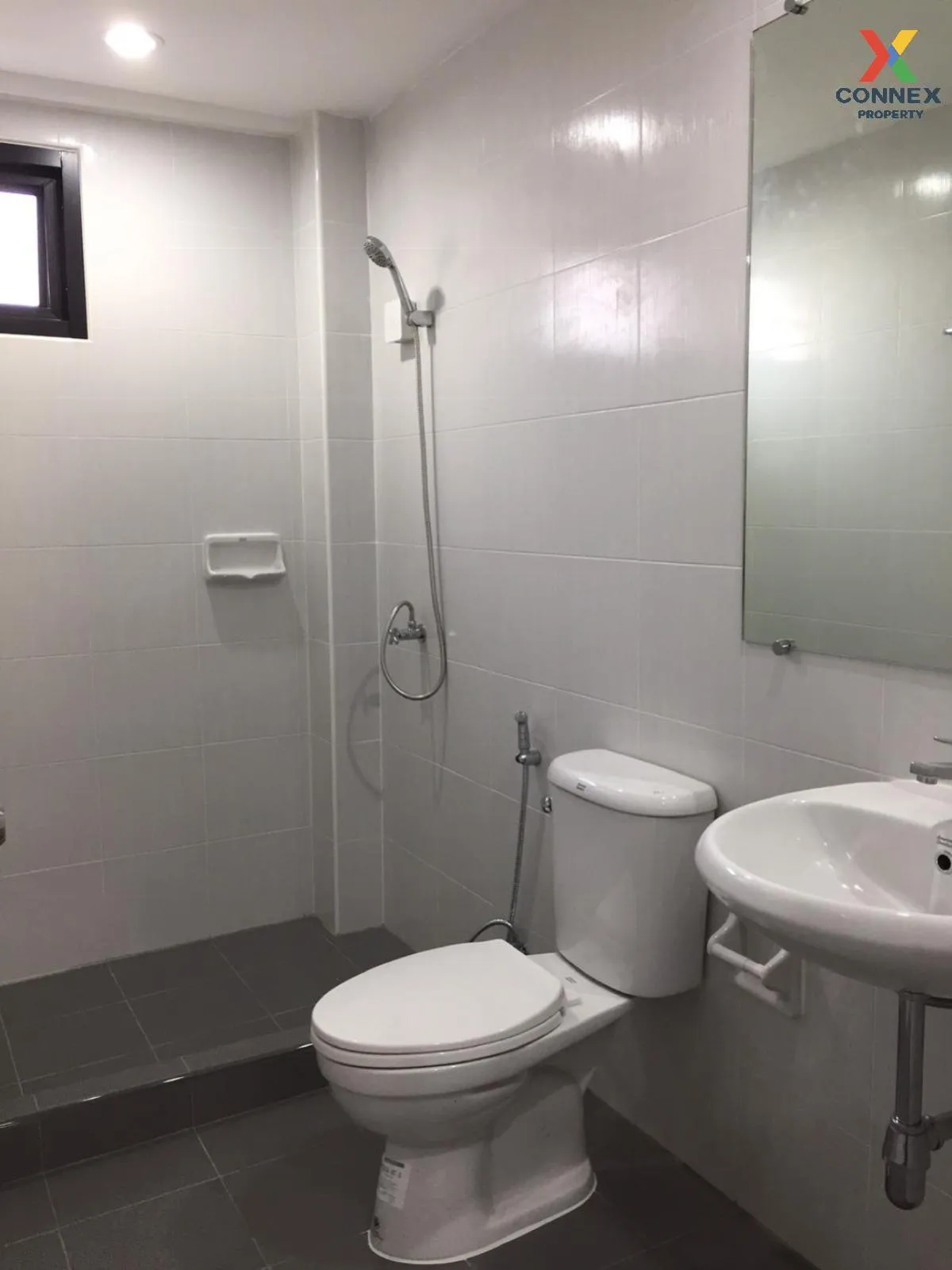 For Rent 4 - storey commercial building area 17 sq m  Suan Luang 