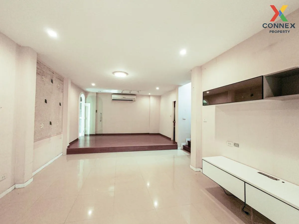 ขายบ้าน  เพลส แอนด์ พาร์ค ประชาอุทิศ 90 นาเกลือ พระสมุทรเจดีย์ สม 4