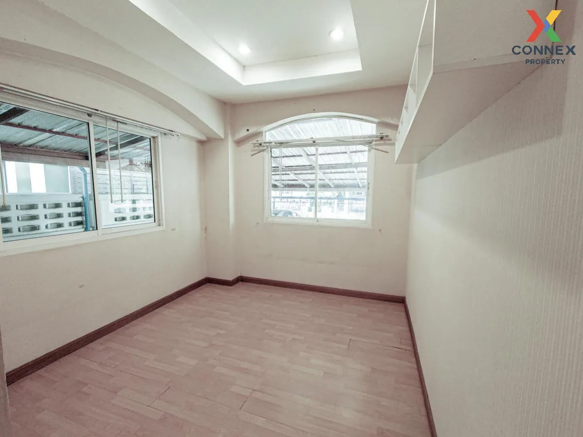 ขายบ้าน  เพลส แอนด์ พาร์ค ประชาอุทิศ 90 นาเกลือ พระสมุทรเจดีย์ สม