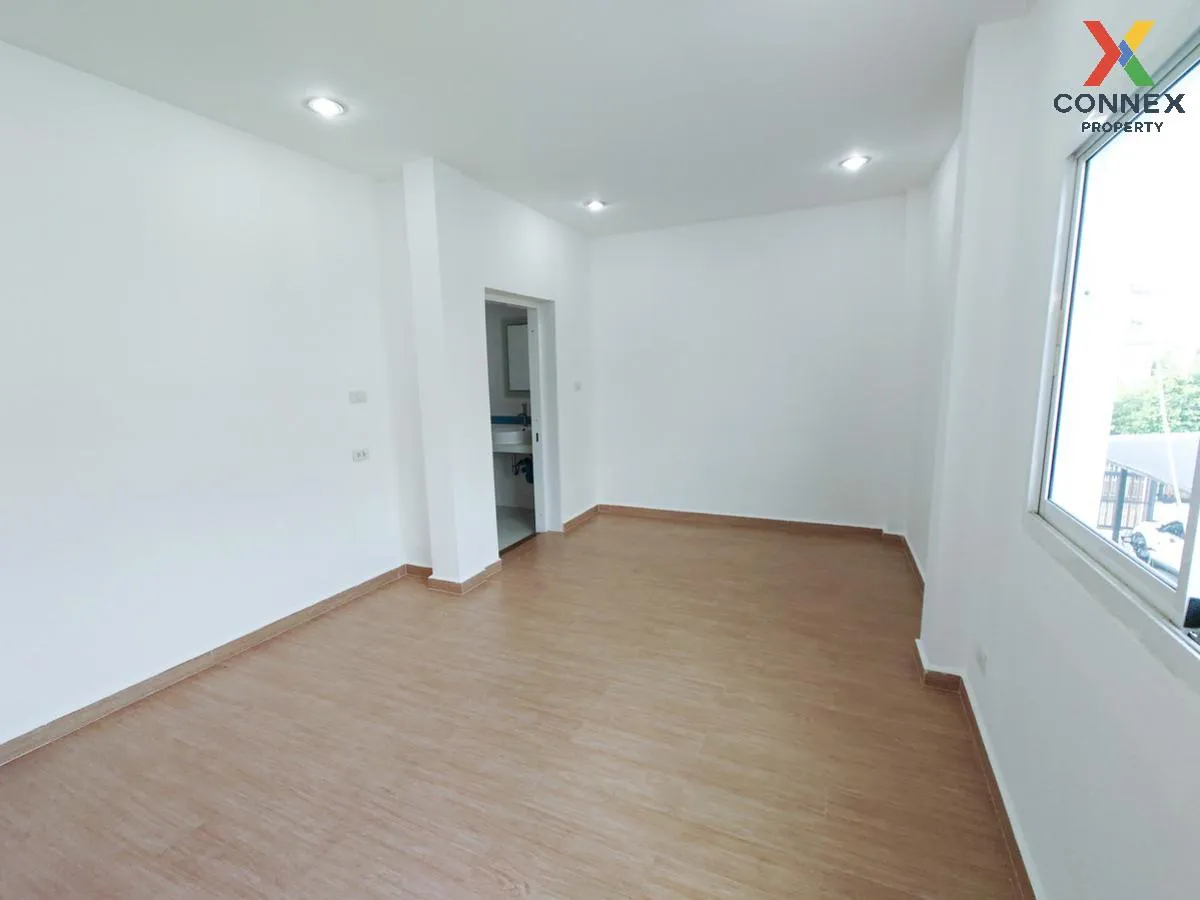 ขายบ้าน  เพลส แอนด์ พาร์ค ประชาอุทิศ 90 นาเกลือ พระสมุทรเจดีย์ สม