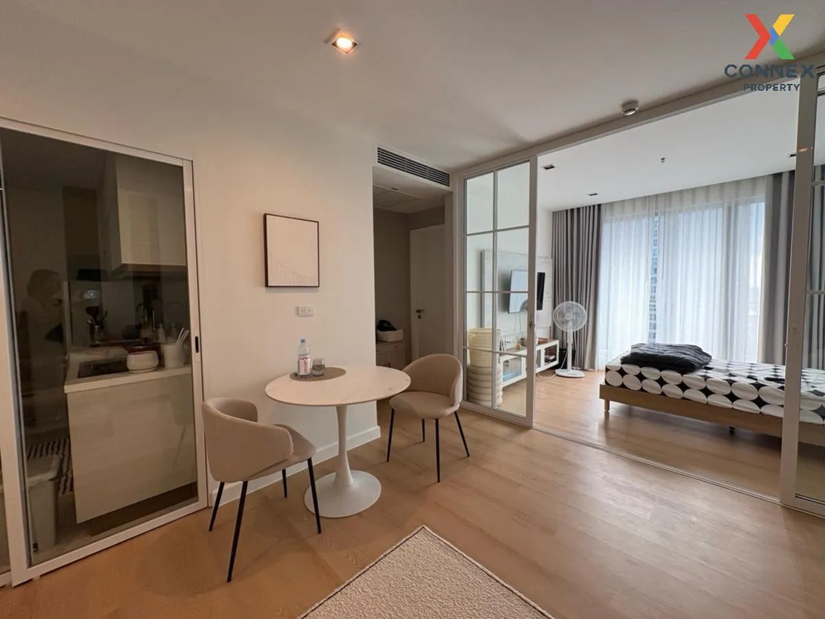 ขายคอนโด  เดอะ รูม สาทร - ตากสิน BTS-โพธิ์นิมิตร บางยี่เรือ เขต ธ 3