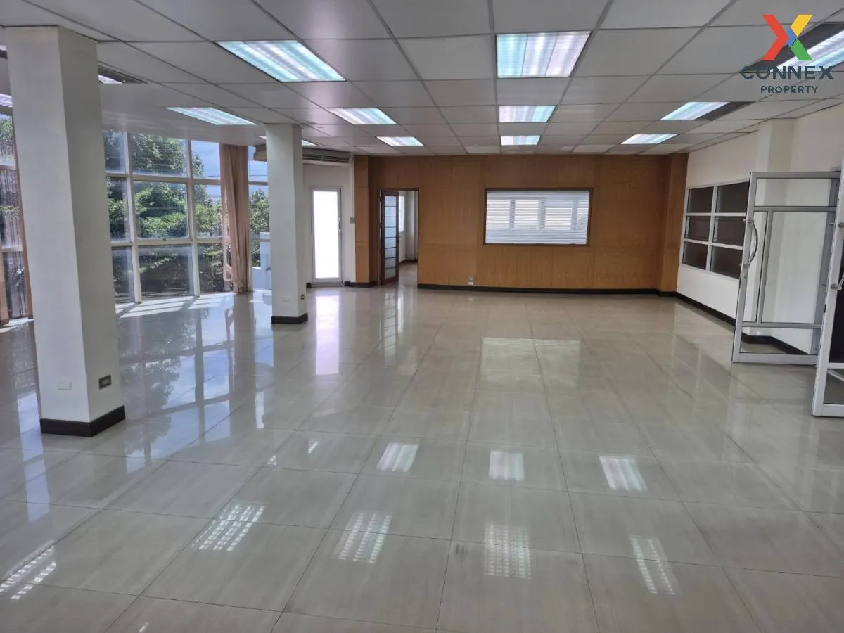 For Rent Office Building B13 AAW , Bang Khu Wat , Mueang Pathum T 4