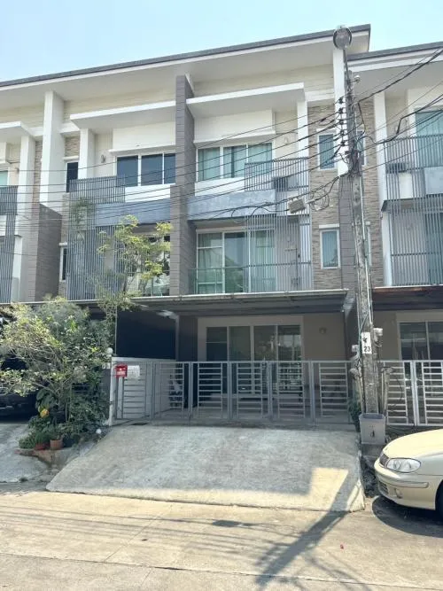 For Rent Townhouse/Townhome  , Town Plus X Ladprao , Khlong Chan , Bang Kapi , Bangkok , CX-136078