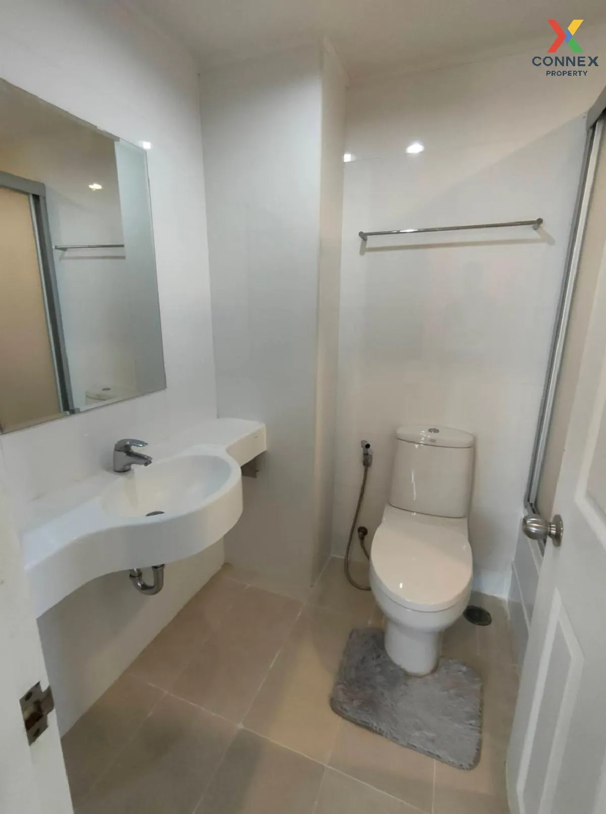 ขายคอนโด  ลุมพินี เพลส พระราม 4 - กล้วยน้ำไท ห้องมุม BTS-พระโขนง 