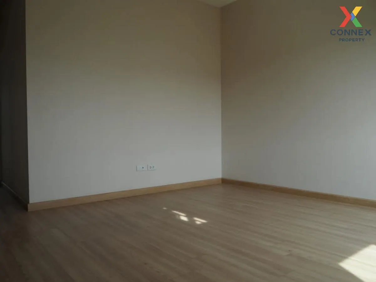 For Rent Townhouse/Townhome  , Greenwich Ramintra , wide frontage 4