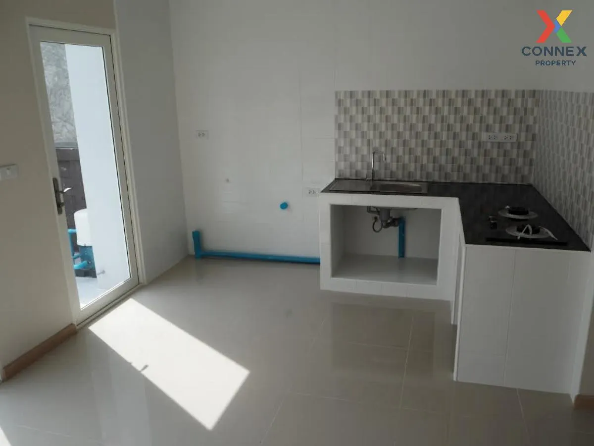 For Rent Townhouse/Townhome  , Greenwich Ramintra , wide frontage