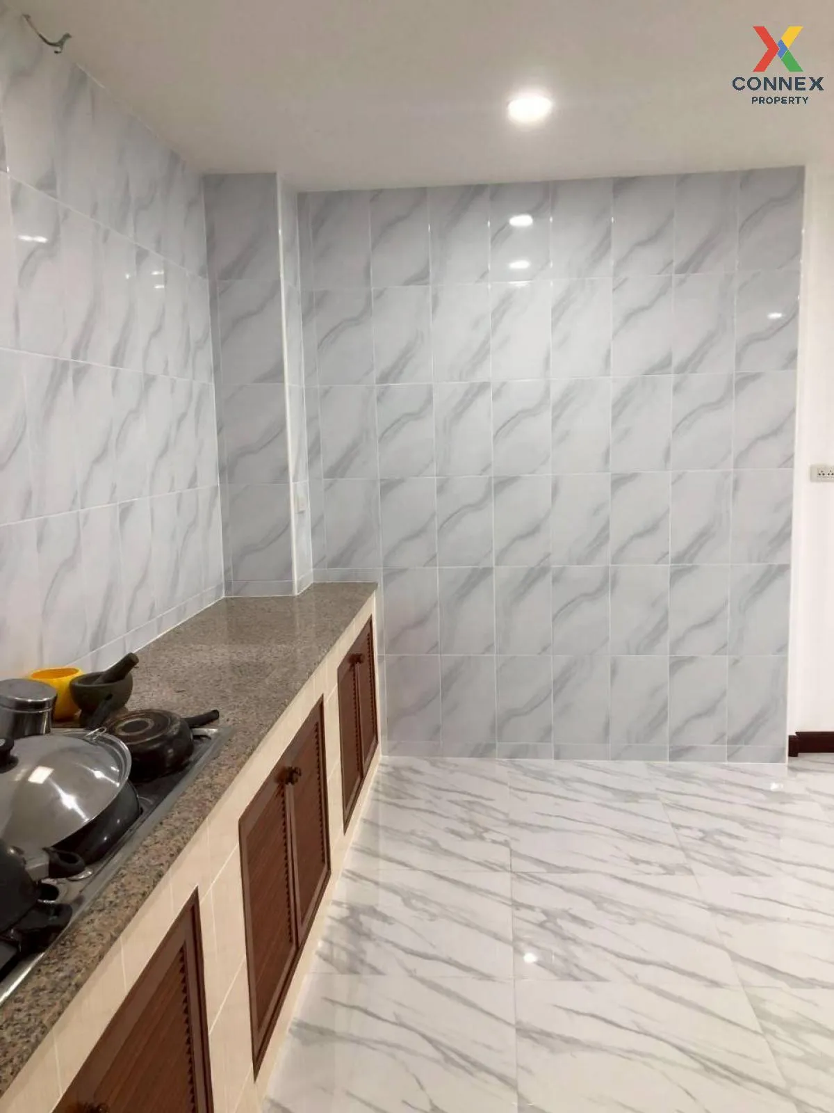 For Rent Townhouse/Townhome  , Moobaan Sena Villa 84 , newly reno