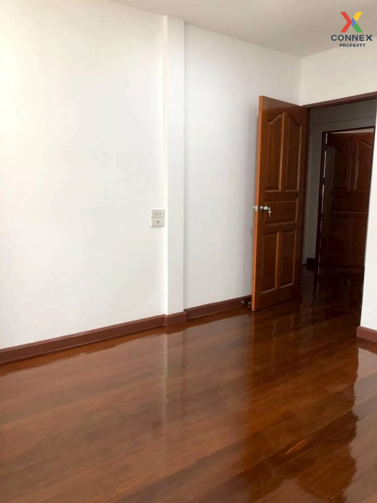 For Rent Townhouse/Townhome  , Moobaan Sena Villa 84 , newly reno