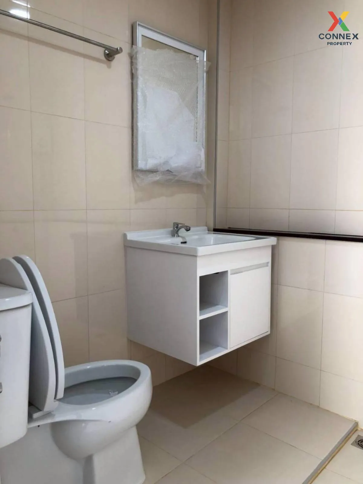 For Rent Townhouse/Townhome  , Moobaan Sena Villa 84 , newly reno