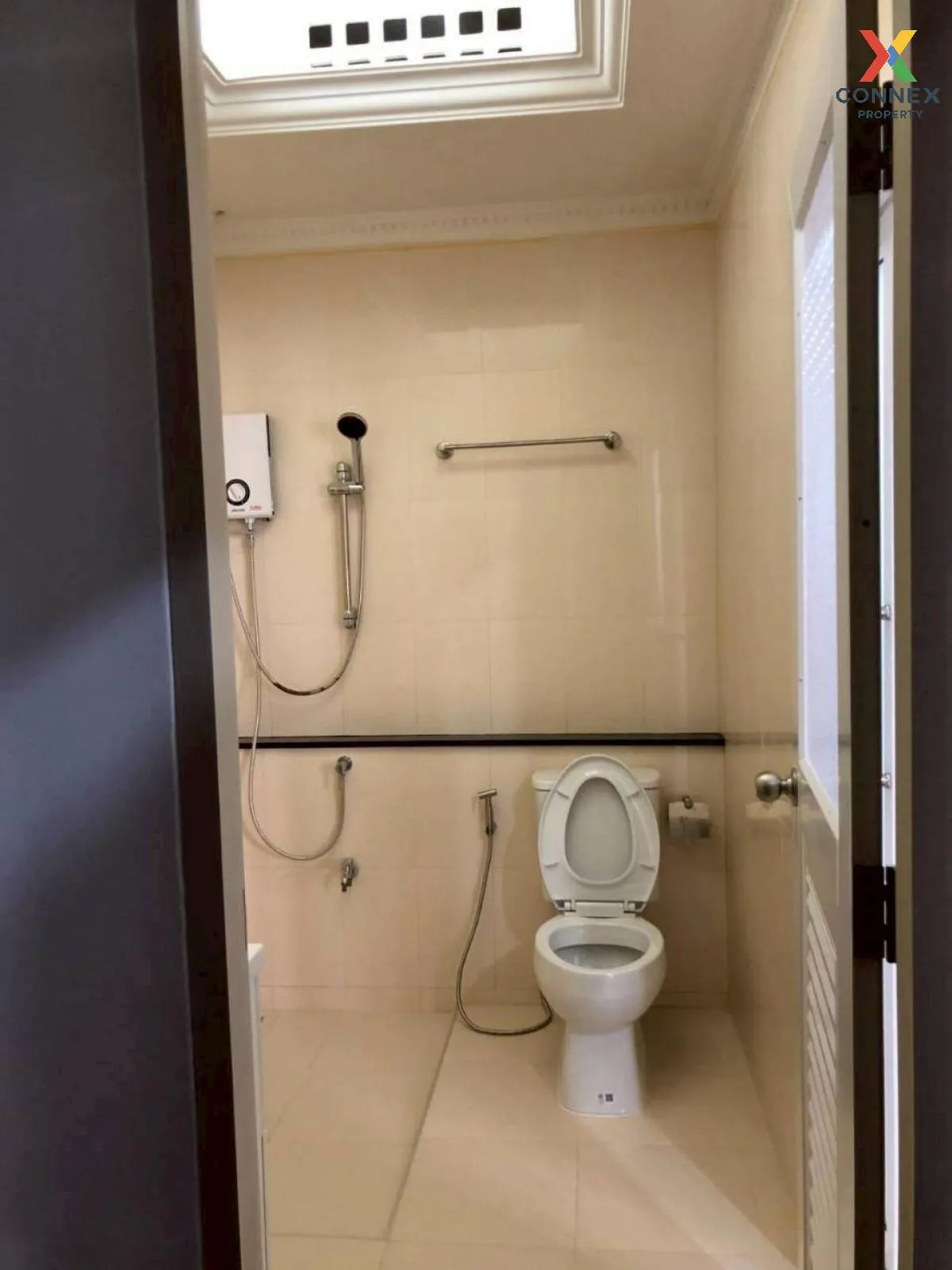 For Rent Townhouse/Townhome  , Moobaan Sena Villa 84 , newly reno