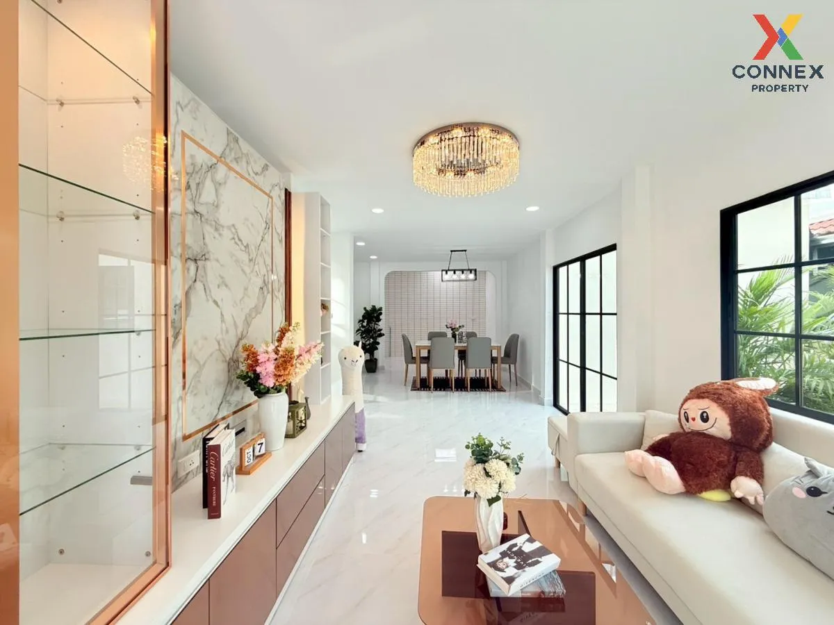 ขายบ้าน  บ้านเค.ซี. กรีนวิลล์ หน้ากว้าง รีโนเวทใหม่ MRT-มีนบุร หน 4