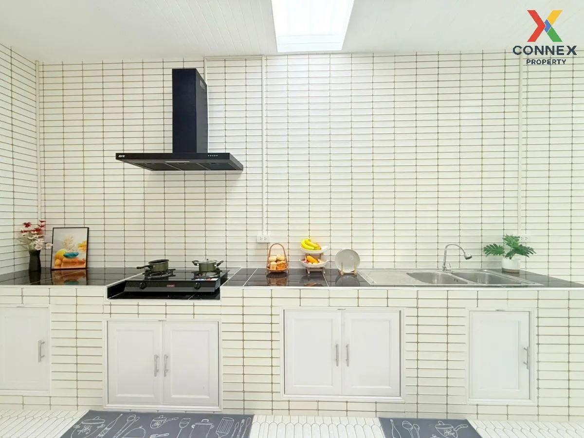 ขายบ้าน  บ้านเค.ซี. กรีนวิลล์ หน้ากว้าง รีโนเวทใหม่ MRT-มีนบุร หน