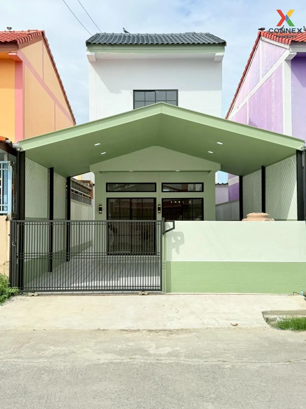 ขายบ้าน  อมรทรัพย์ รีโนเวทใหม่ กระทุ่มราย เขต หนองจอก กรุงเทพ CX- 1