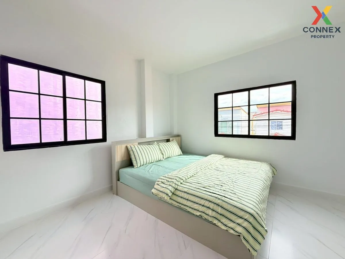 ขายบ้าน  อมรทรัพย์ รีโนเวทใหม่ กระทุ่มราย เขต หนองจอก กรุงเทพ CX-