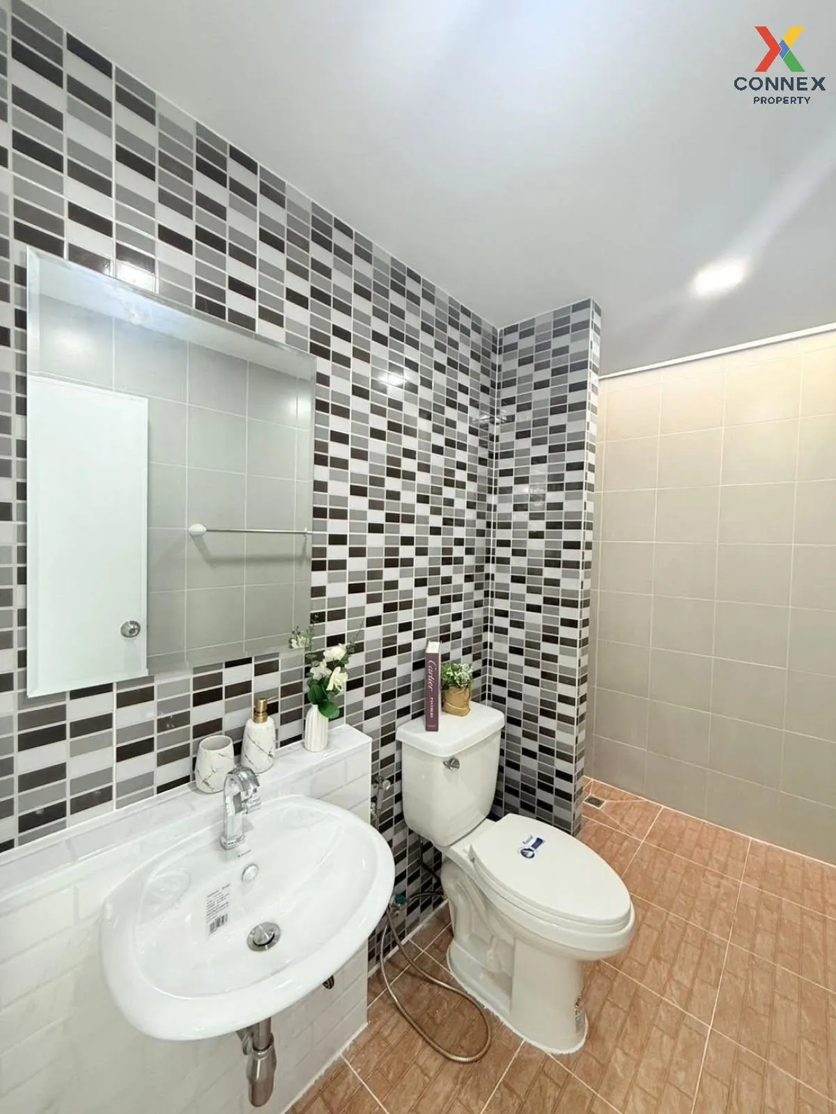 For Sale Townhouse/Townhome  , I-DESIGN WONGWAEN-RAMINDRA , newly