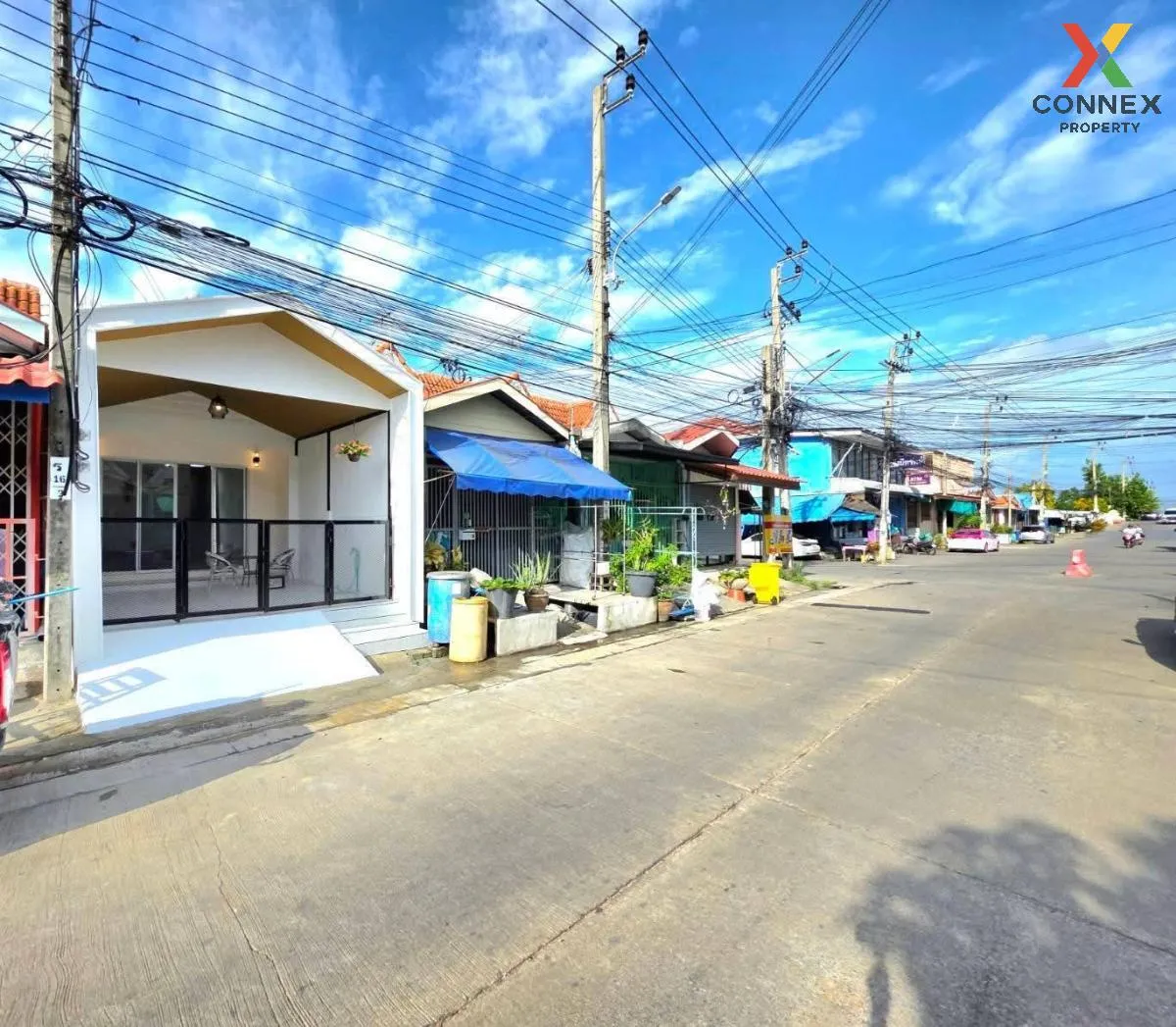 ขายทาวน์เฮ้าส์/ทาวน์โฮม  พี.เค. การ์เด้นท์ ประชาอุทิศ 90 รีโนเวทใ 2