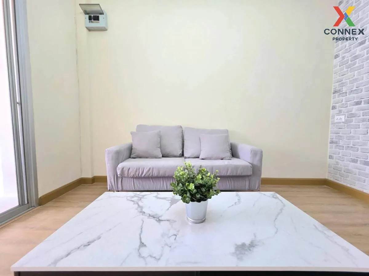 ขายทาวน์เฮ้าส์/ทาวน์โฮม  พี.เค. การ์เด้นท์ ประชาอุทิศ 90 รีโนเวทใ