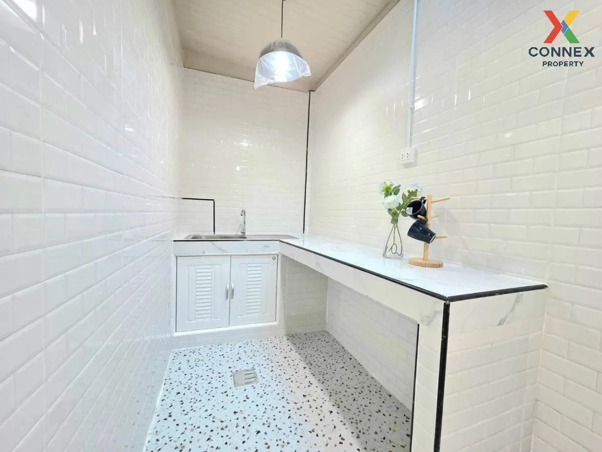 For Sale Townhouse/Townhome  , Ban Tawi Thong 1 , newly renovated