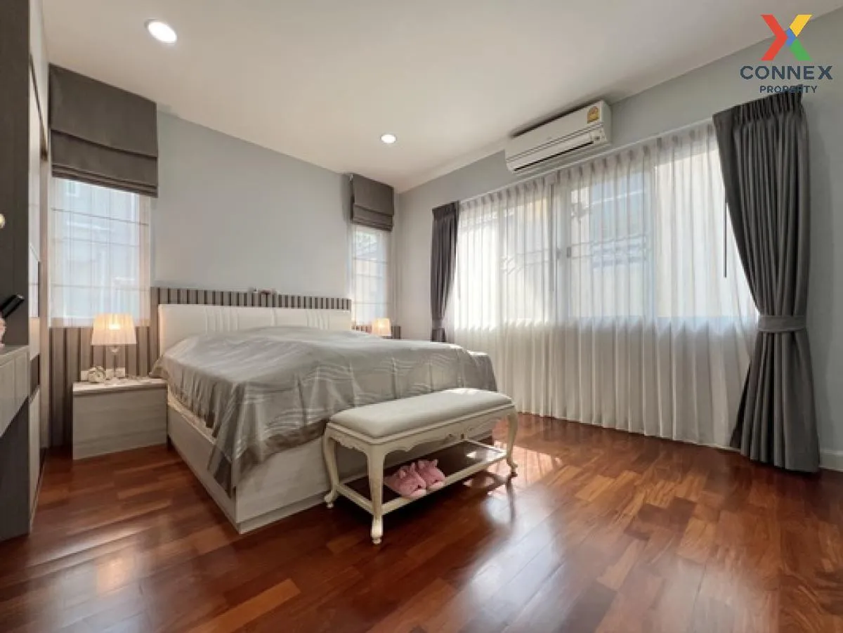 ขายบ้านเดี่ยวหรู 3 ชั้น แกรนด์ บางกอก บูเลอวาร์ด รัชดา-รามอินทรา 