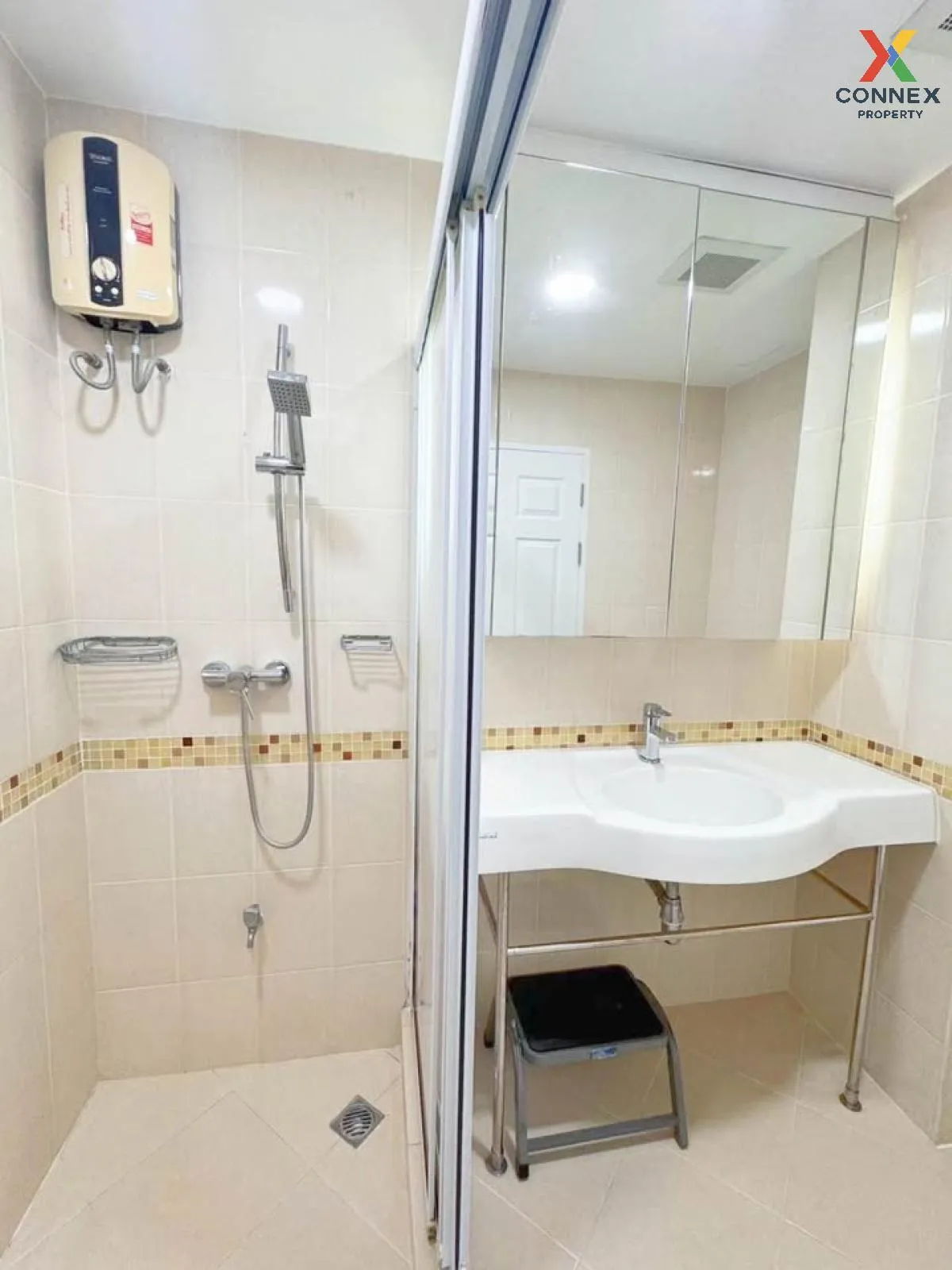For Rent Condo , Life @ Ratchada (Ladprao 36) , BTS-Ha Yaek Lat P