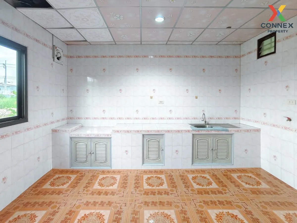 ขายทาวน์เฮ้าส์/ทาวน์โฮม  เค.ซี. คู่สร้าง วิลล่า ในคลองบางปลากด พร 2