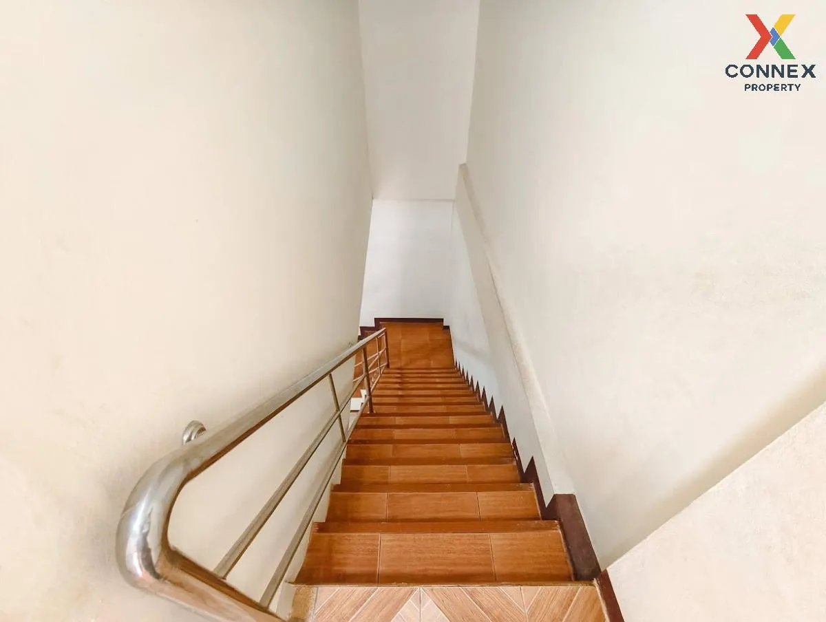 ขายทาวน์เฮ้าส์/ทาวน์โฮม  เค.ซี. คู่สร้าง วิลล่า ในคลองบางปลากด พร