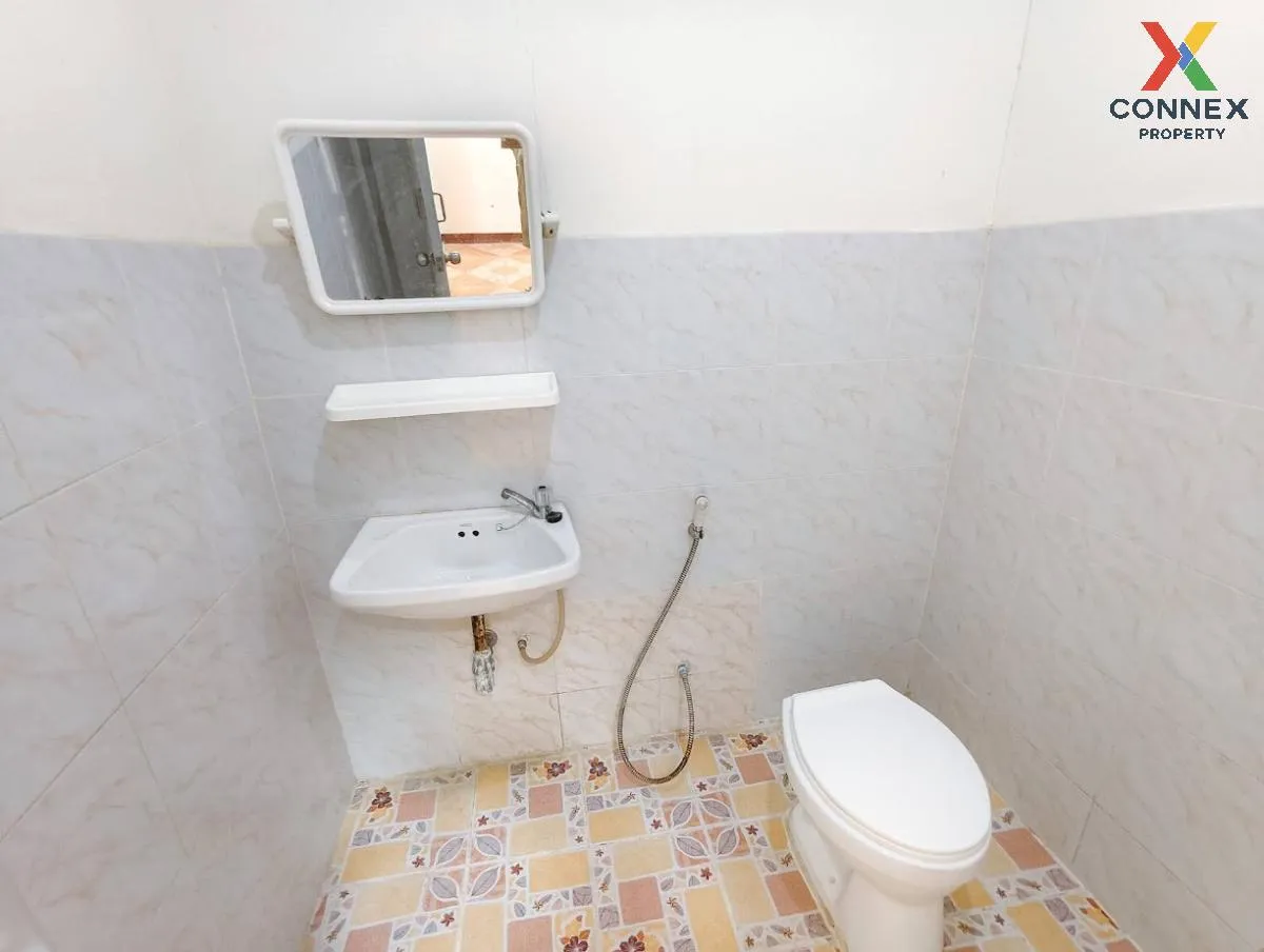 ขายทาวน์เฮ้าส์/ทาวน์โฮม  เค.ซี. คู่สร้าง วิลล่า ในคลองบางปลากด พร