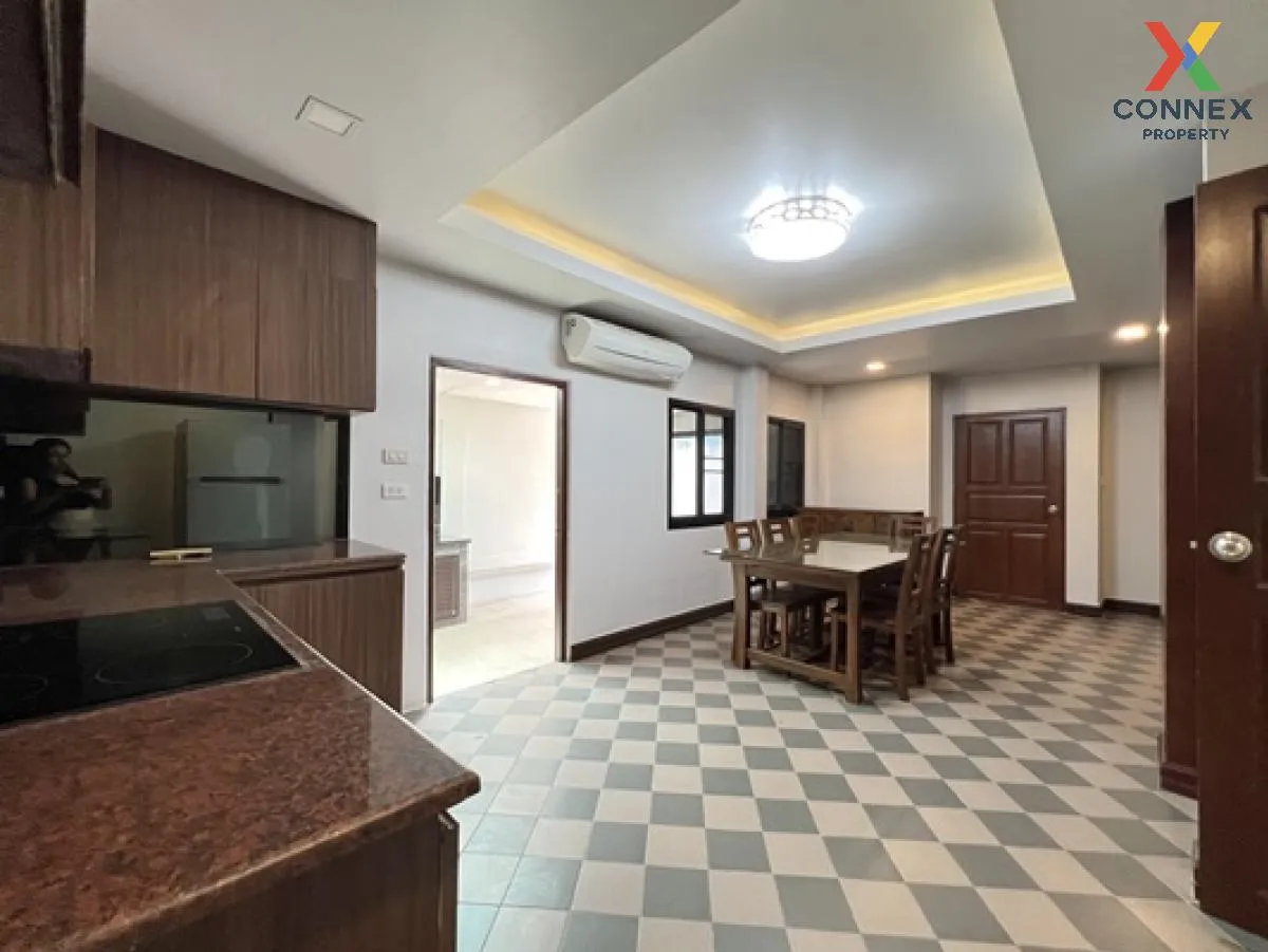 ขายบ้าน  จอมเทียนยอร์ชคลับ 3 วิวสวย วิวแม่น้ำ หน้ากว้าง สัตหีบ สั