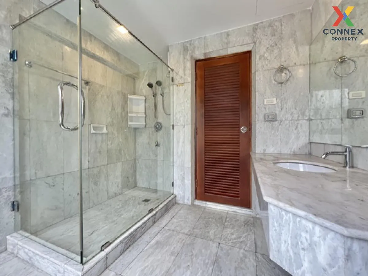 ขายบ้าน  จอมเทียนยอร์ชคลับ 3 วิวสวย วิวแม่น้ำ หน้ากว้าง สัตหีบ สั