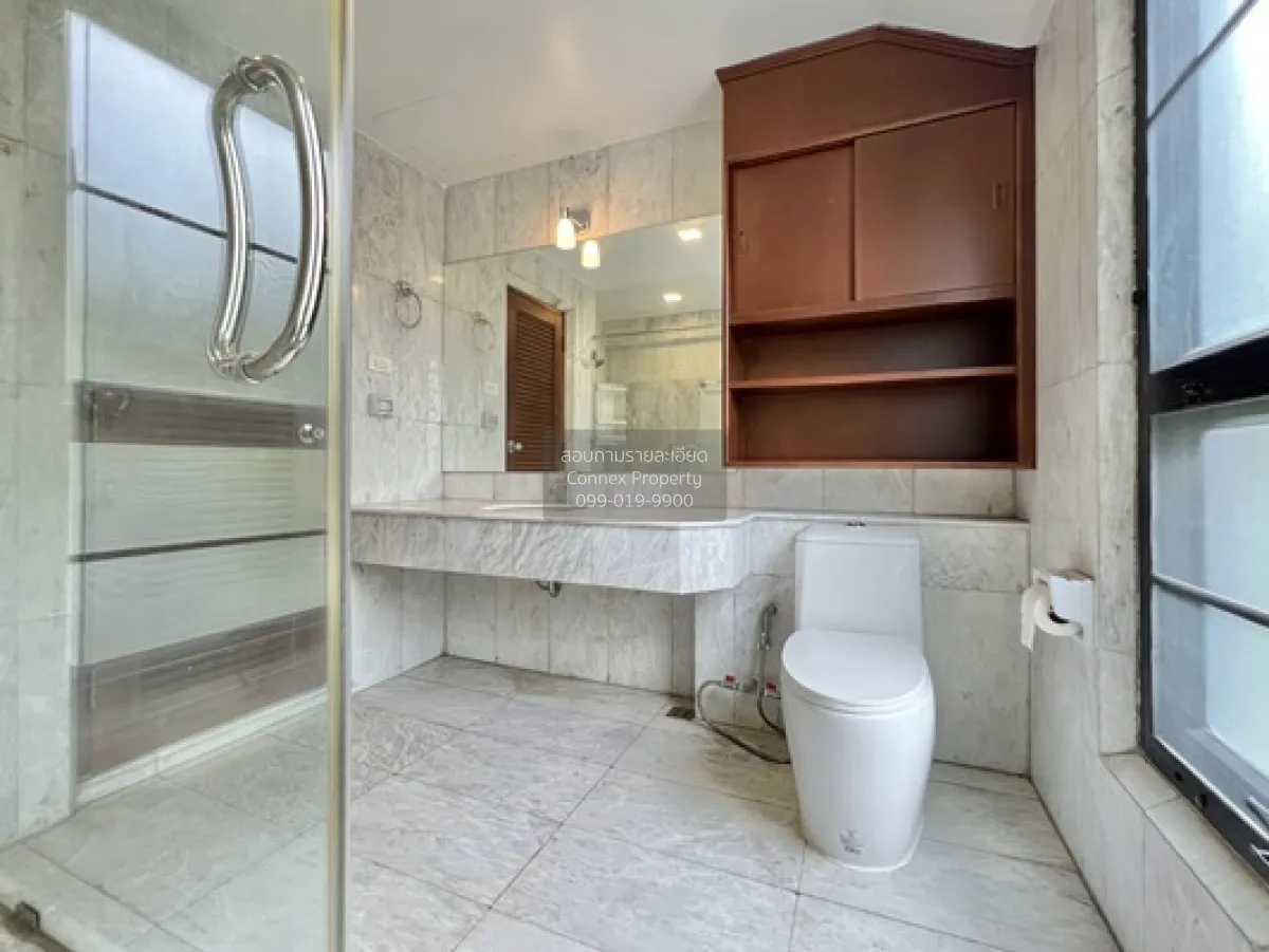 For Sale House , Jomtien Yacht Club 3 , nice view , river view , 