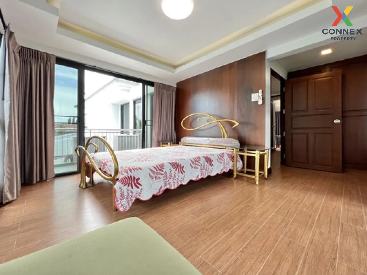 ขายบ้าน  จอมเทียนยอร์ชคลับ 3 วิวสวย วิวแม่น้ำ หน้ากว้าง สัตหีบ สั