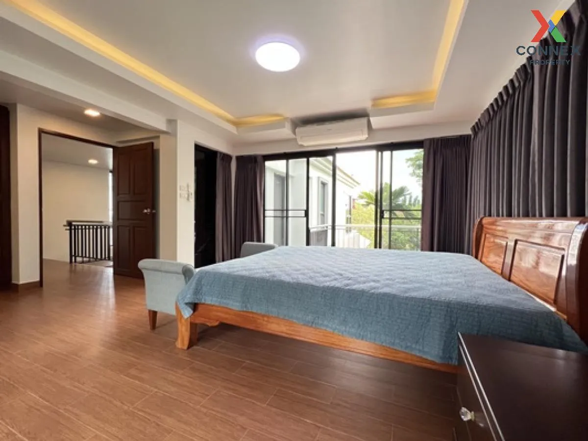 ขายบ้าน  จอมเทียนยอร์ชคลับ 3 วิวสวย วิวแม่น้ำ หน้ากว้าง สัตหีบ สั