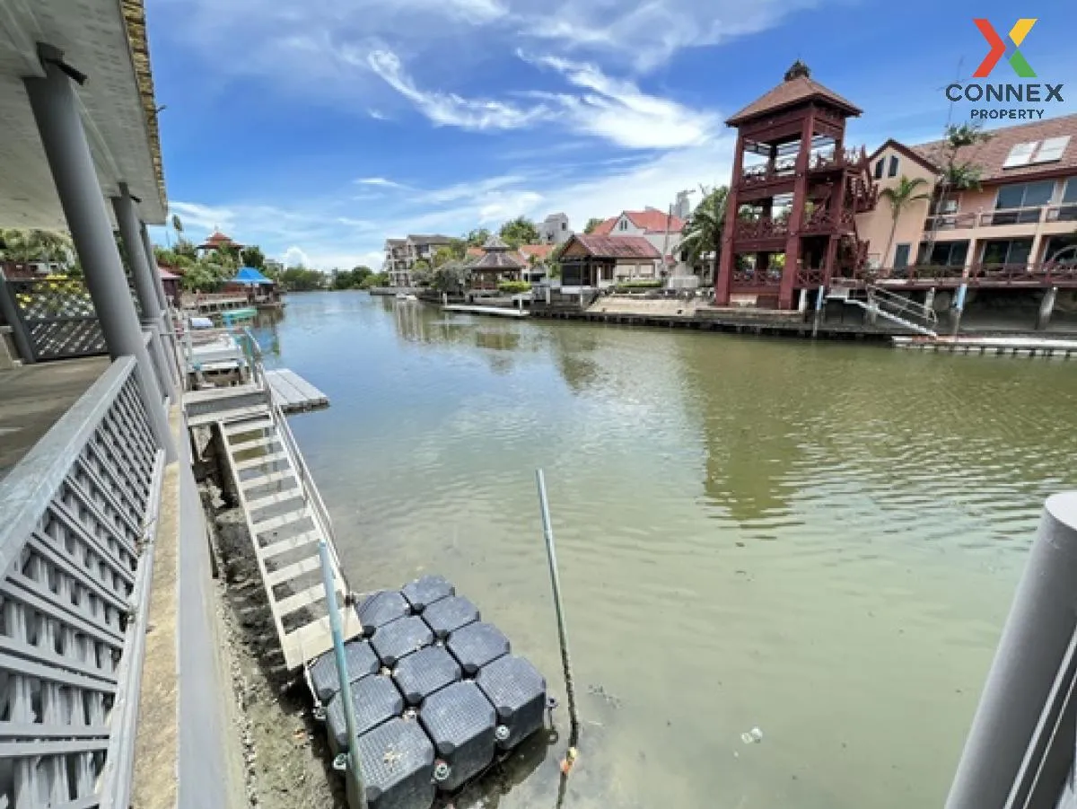 ขายบ้าน  จอมเทียนยอร์ชคลับ 3 วิวสวย วิวแม่น้ำ หน้ากว้าง สัตหีบ สั