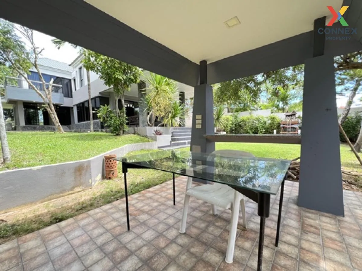 ขายบ้าน  จอมเทียนยอร์ชคลับ 3 วิวสวย วิวแม่น้ำ หน้ากว้าง สัตหีบ สั