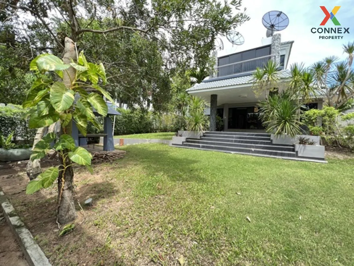 ขายบ้าน  จอมเทียนยอร์ชคลับ 3 วิวสวย วิวแม่น้ำ หน้ากว้าง สัตหีบ สั